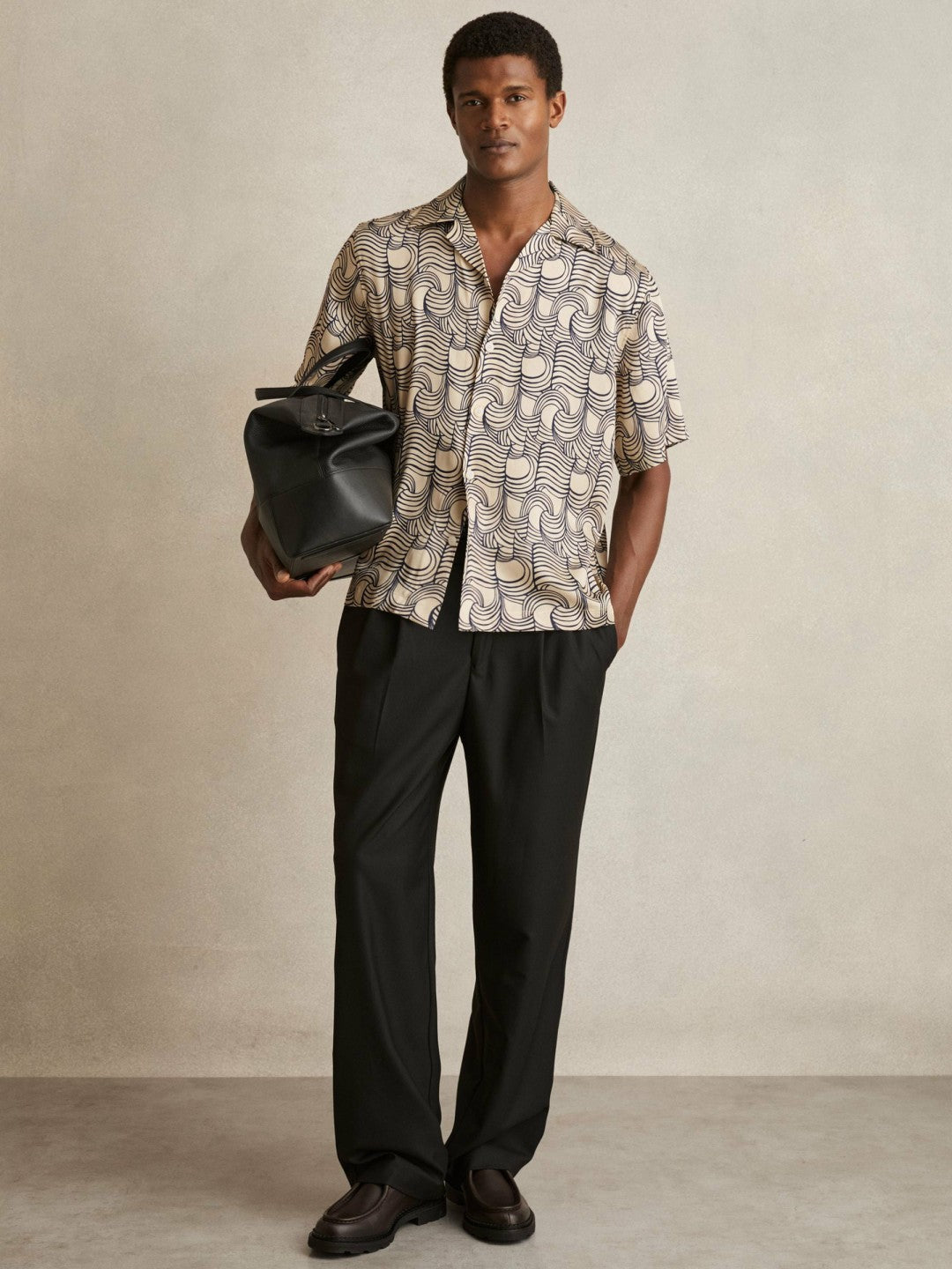 Reiss | Wave Print Cuban Collar Shirt in Off White/Navy