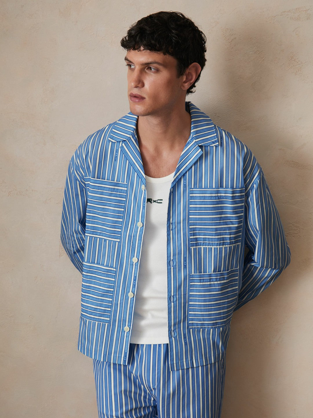 Reiss | | Ché Poplin Stripe Pocket Shirt in Bright Blue/White