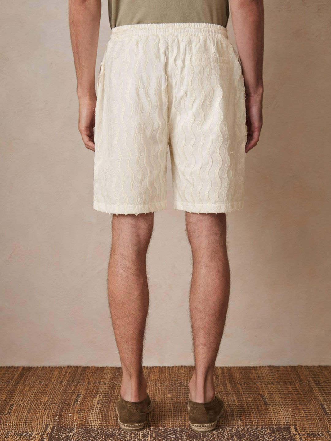 Reiss | | Ché Fringed-Wave Shorts in Off White