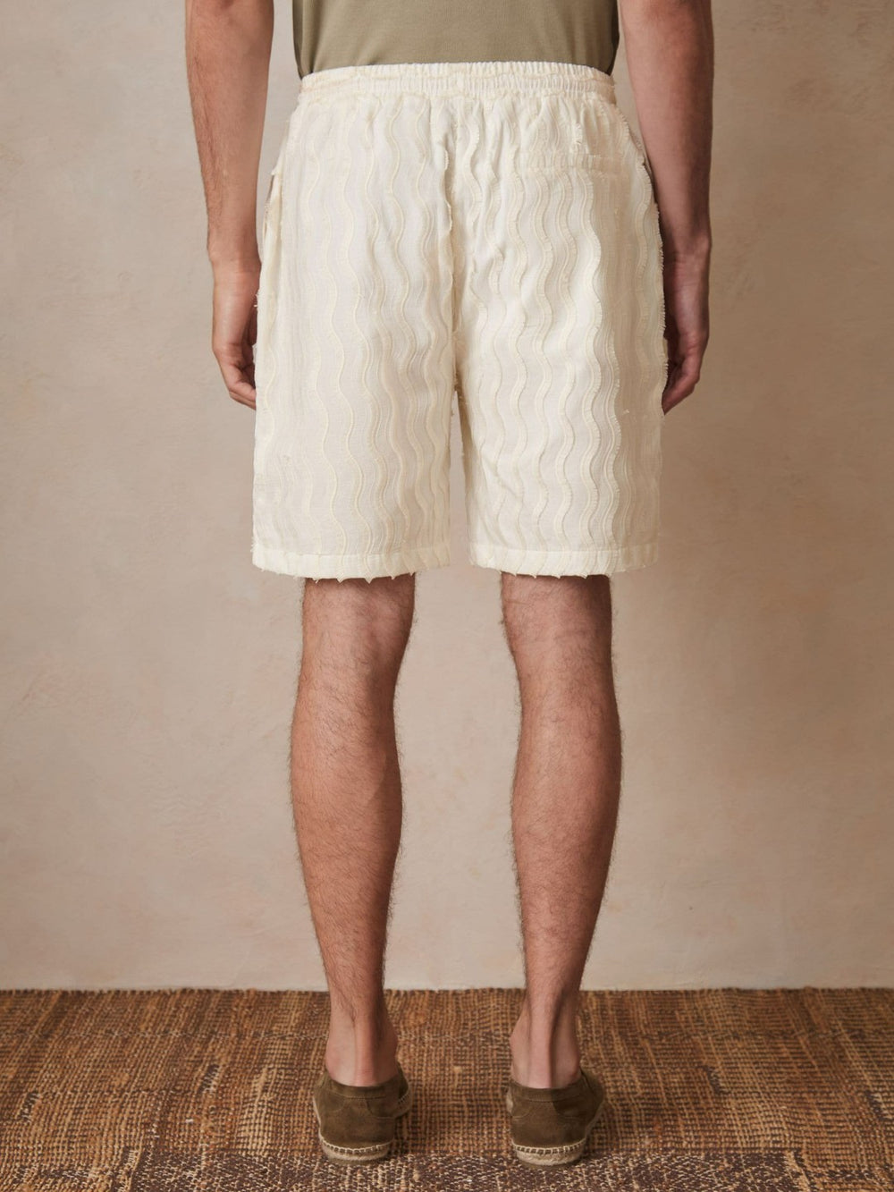 Reiss | | Ché Fringed-Wave Shorts in Off White