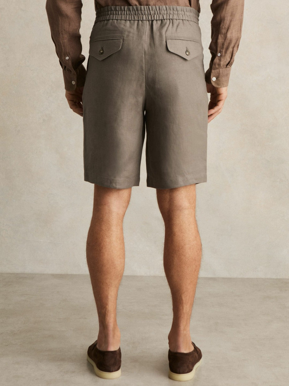 Reiss | Linen Drawstring Shorts in Mushroom Brown
