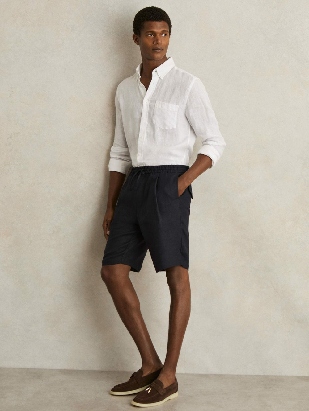 Reiss | Linen Drawstring Shorts in Navy