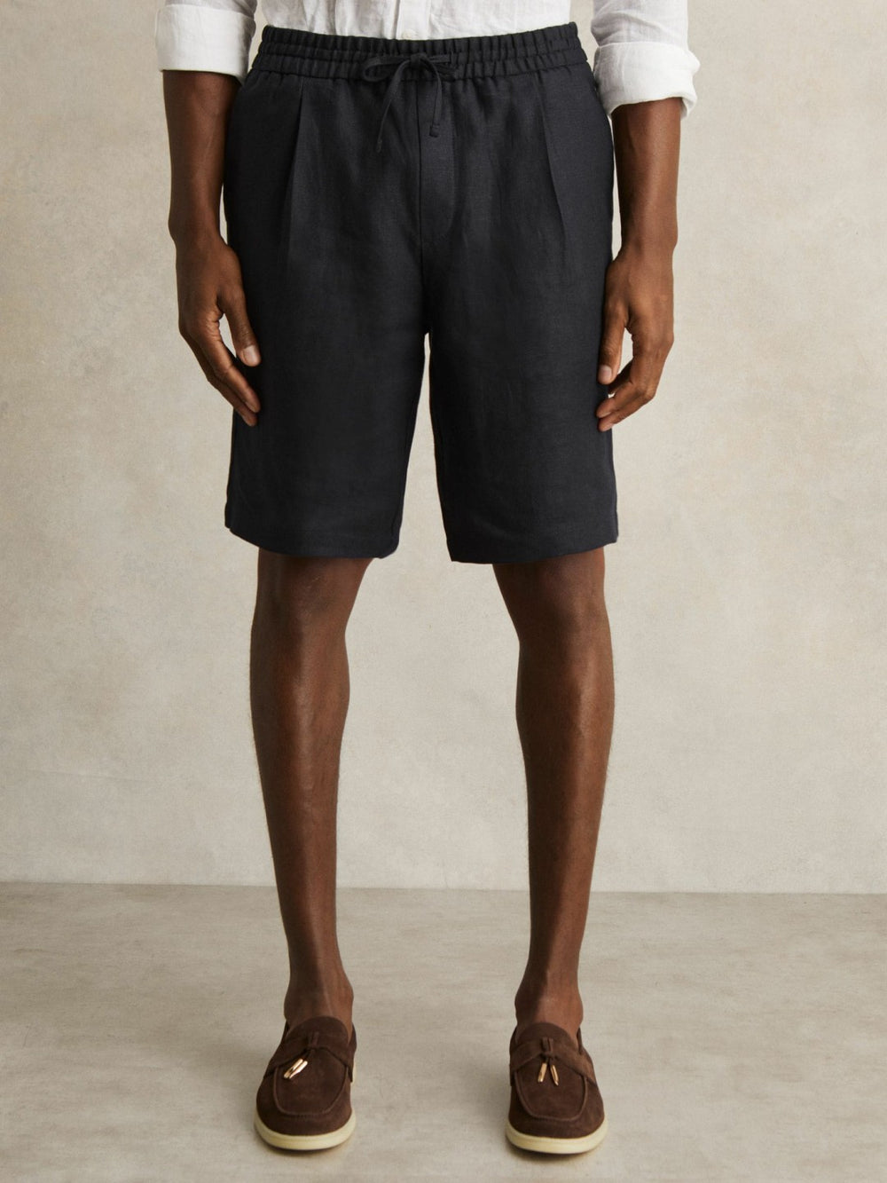 Reiss | Linen Drawstring Shorts in Navy