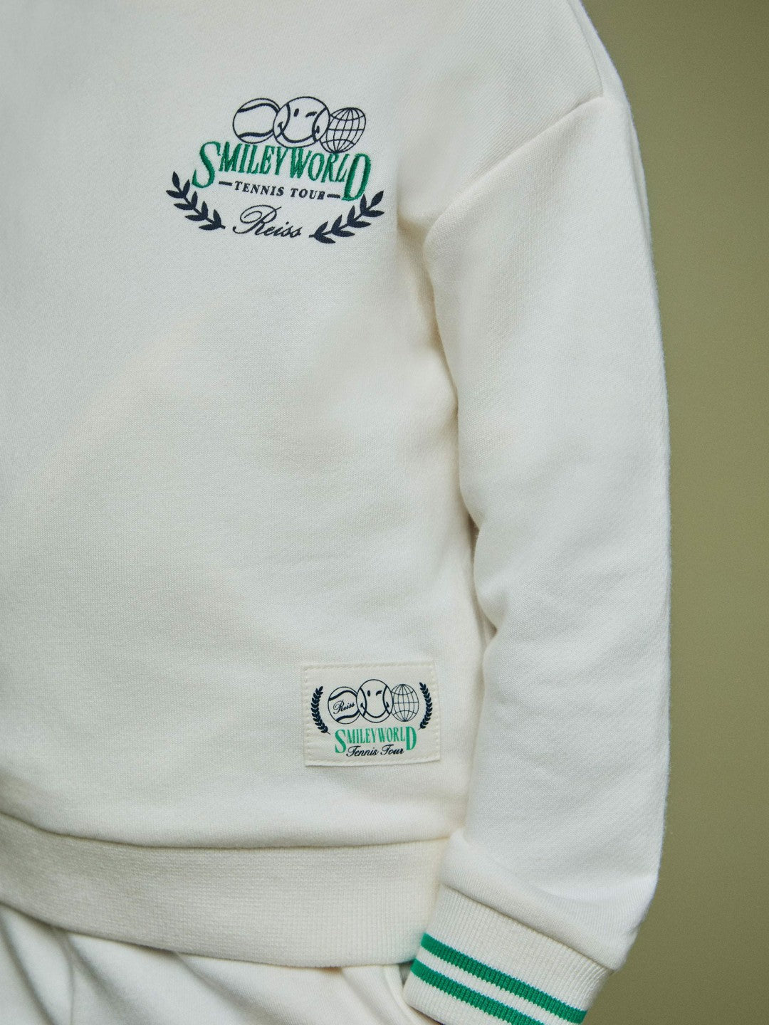 Reiss | 13-14 yrs SmileyWorld Logo Sweatshirt Unisex Fit in White