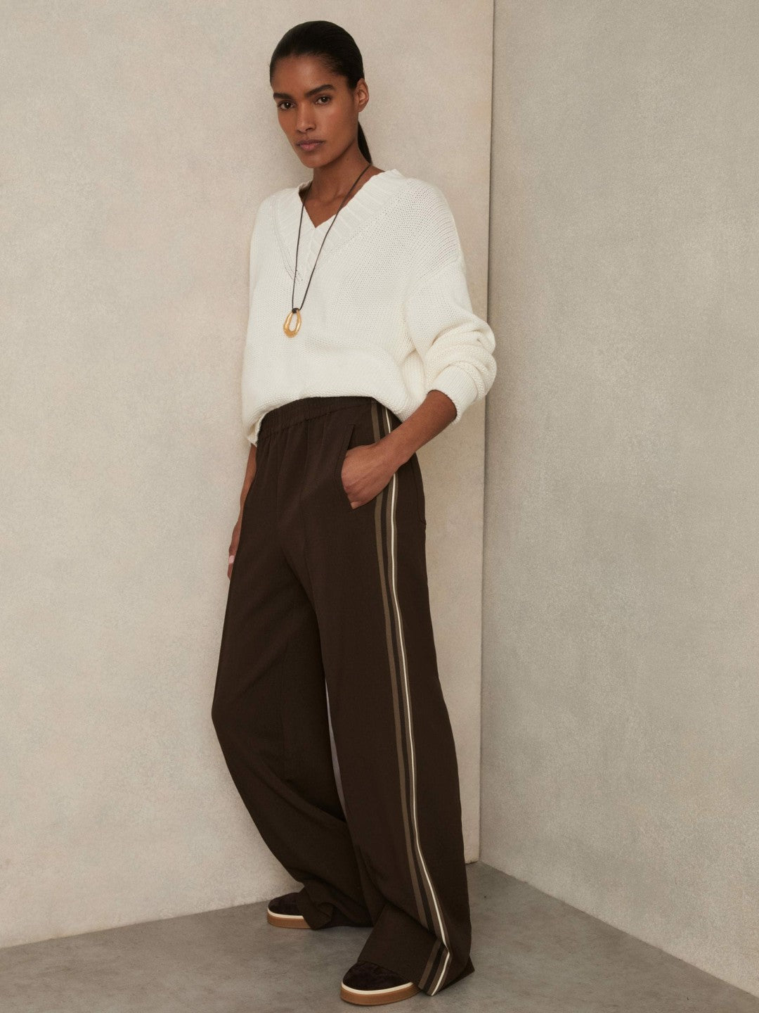 Reiss | Side-Stripe Wide-Leg Trousers in Chocolate Brown