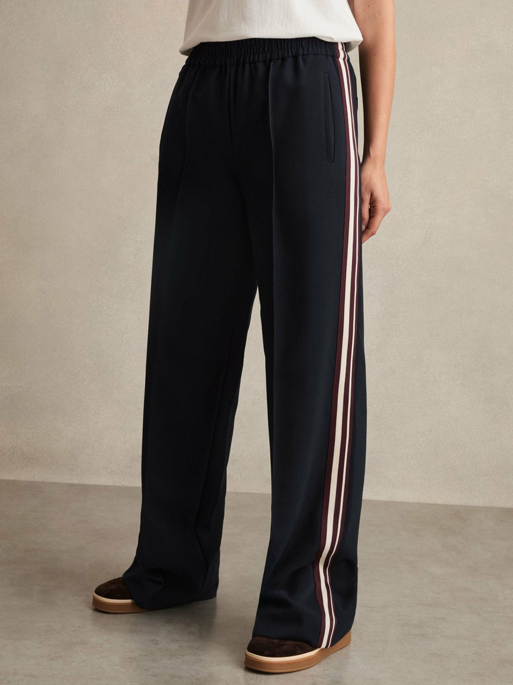 Reiss | Petite Side-Stripe Wide-Leg Trousers in Navy