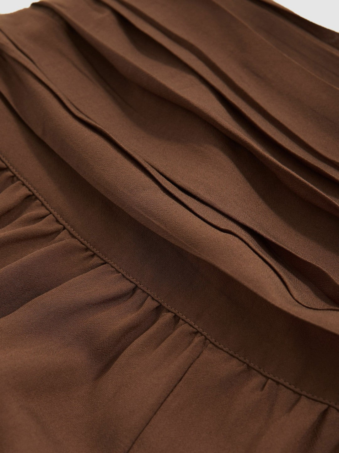 Reiss | Lyocell Blend Wide Leg Trousers in Brown