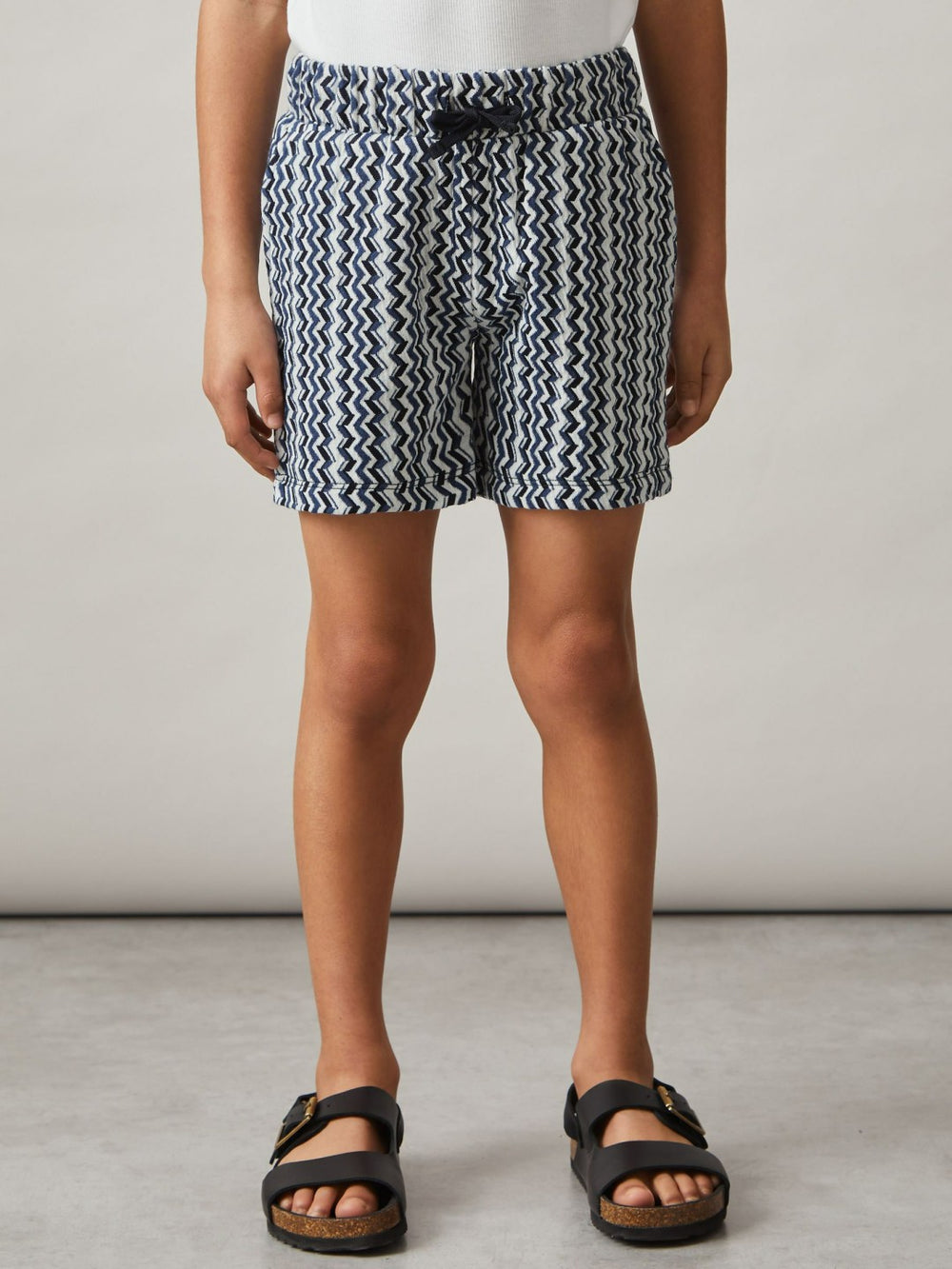 Reiss | 3-9 yrs Zig-Zag Knit Drawstring Shorts in Blue