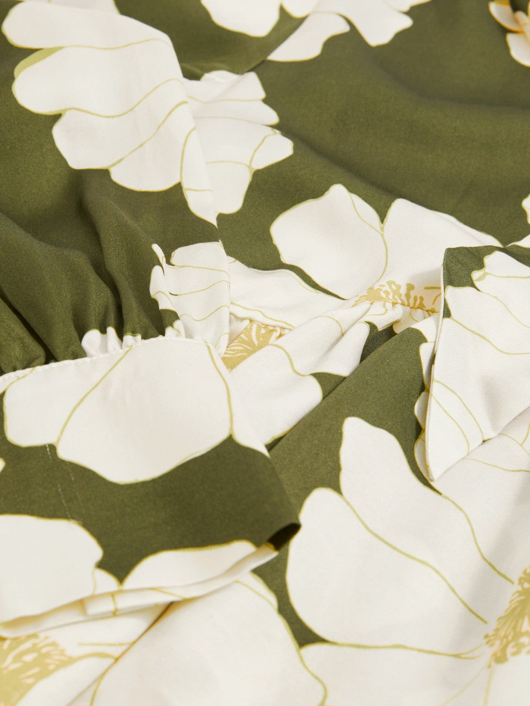 Reiss | Floral Tie-Neck Swing Blouse in Ivory/Green
