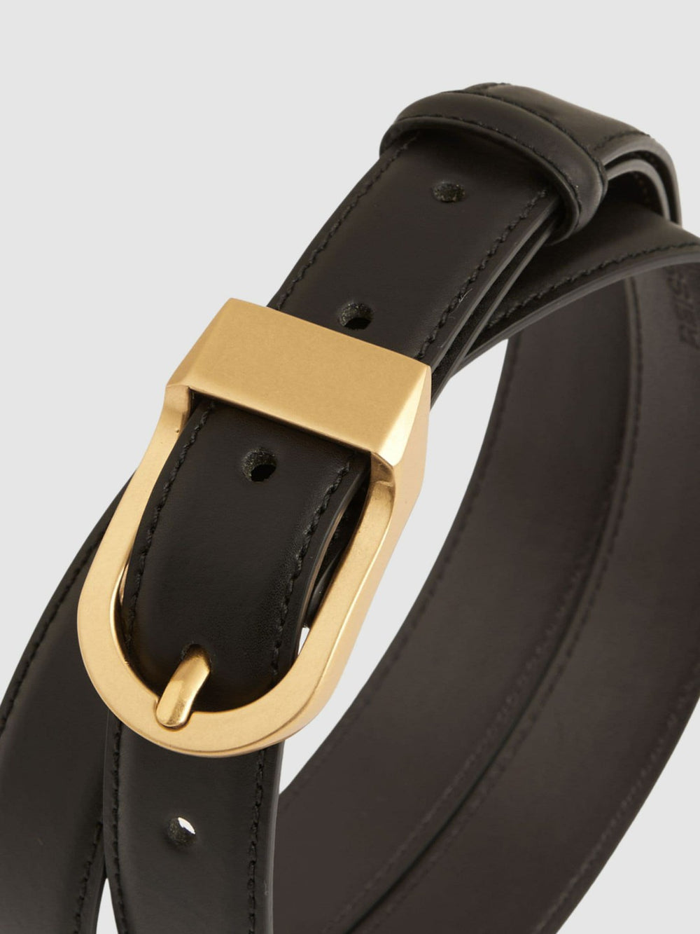 Reiss | Leather Curved-Buckle Belt in Black