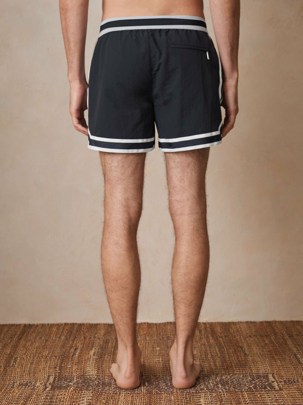 Reiss | | Ché Stripe-Trim Swim Shorts in Navy
