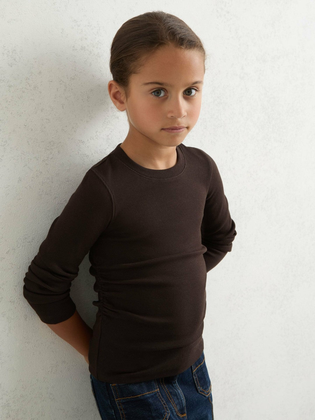 Reiss | 9-13 yrs Cotton Ruched Long-Sleeve T-Shirt with Stretch in Chocolate