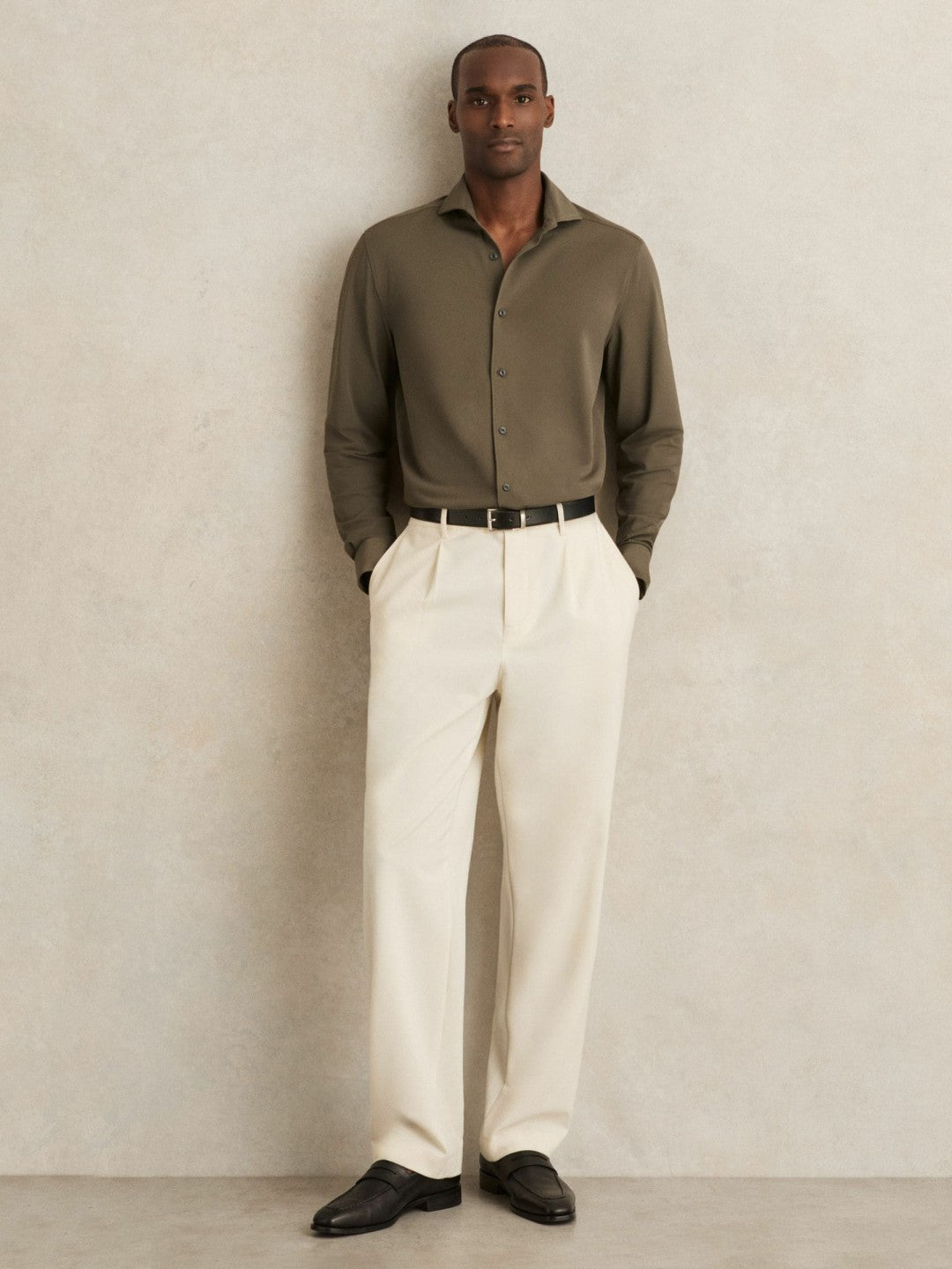 Reiss | Stretch Jersey Cutaway-Collar Shirt in Olive Green