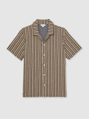 Reiss | Zig-Zag Knit Cuban-Collar Shirt in Tobacco Brown