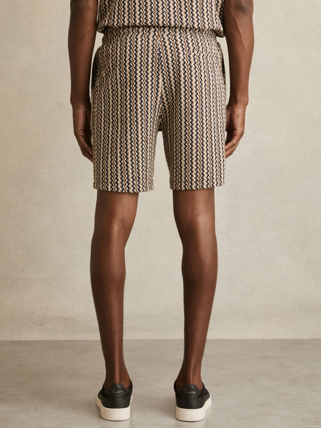 Reiss | Zig-Zag Knit Drawstring Shorts in Tobacco Brown