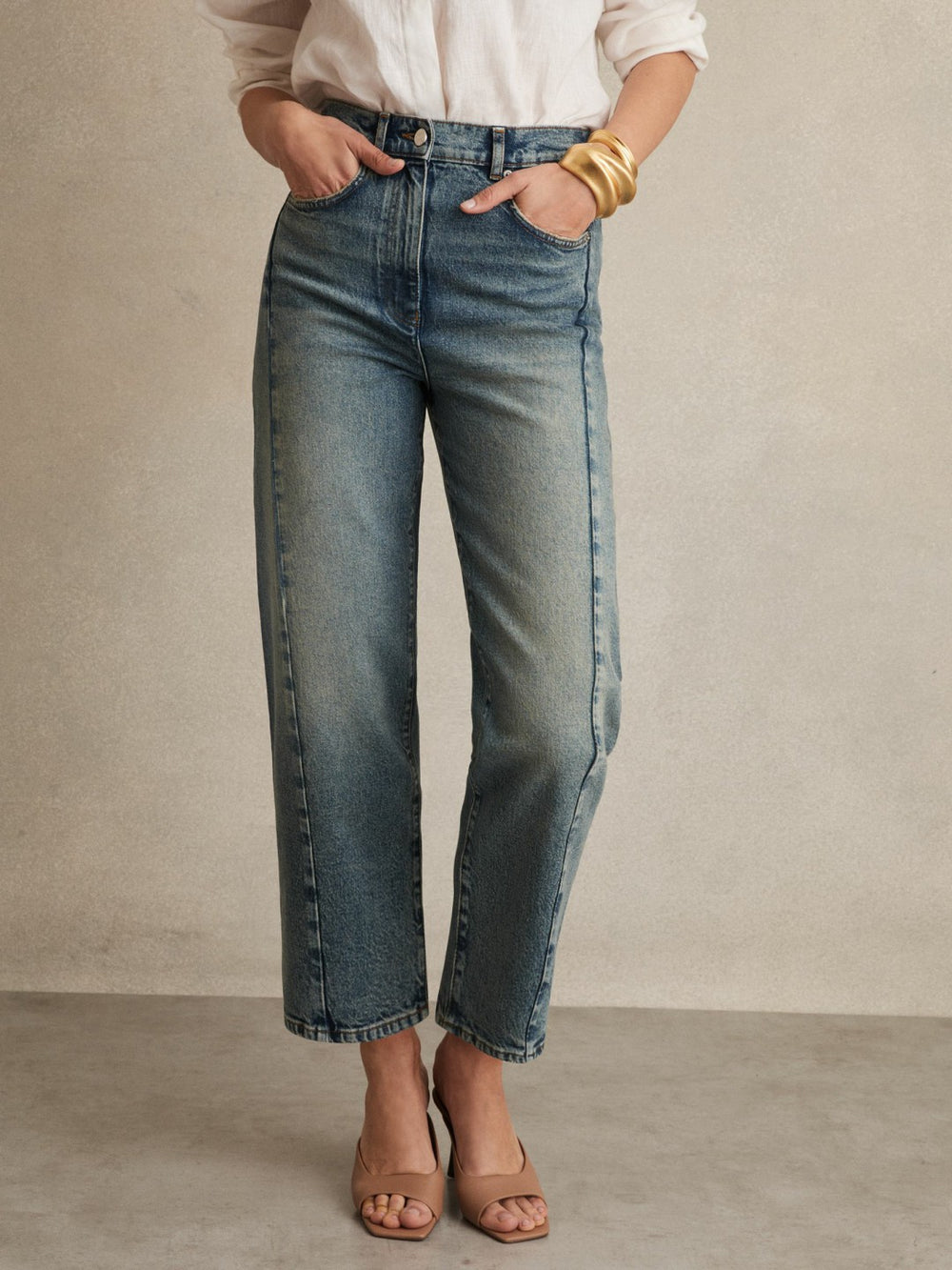 Reiss | Petite Barrel-Leg Seam Jeans in Mid Blue