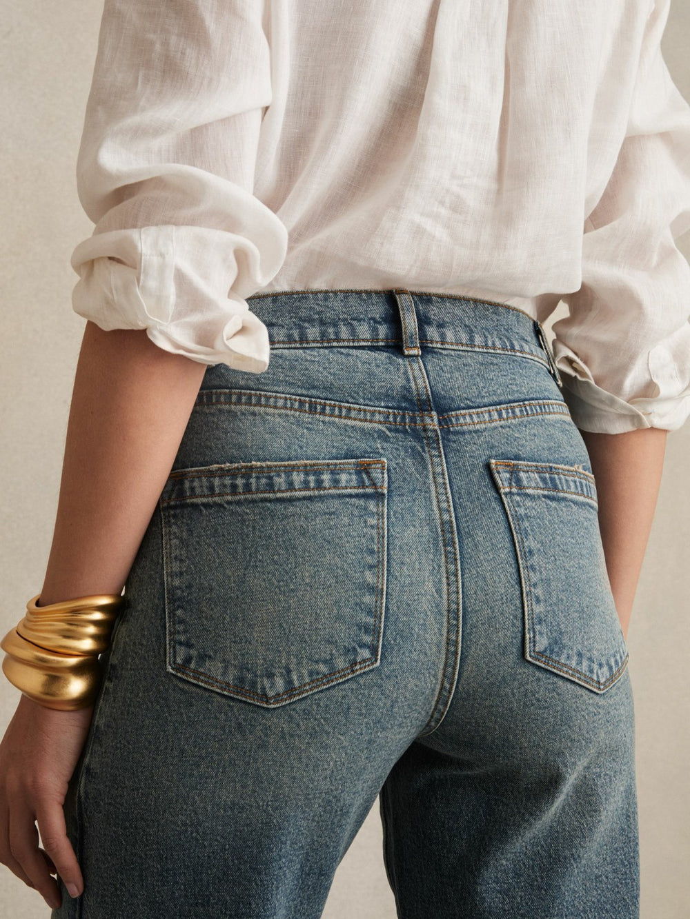 Reiss | Petite Barrel-Leg Seam Jeans in Mid Blue