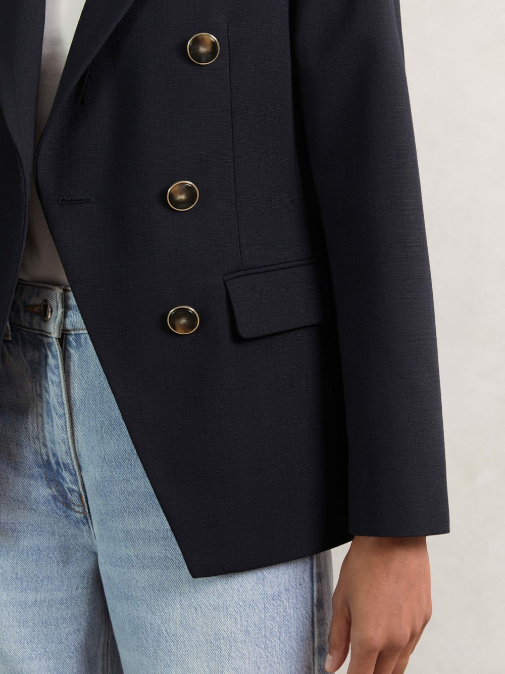 Reiss | Petite Wool-Blend Double-Breasted Blazer in Navy