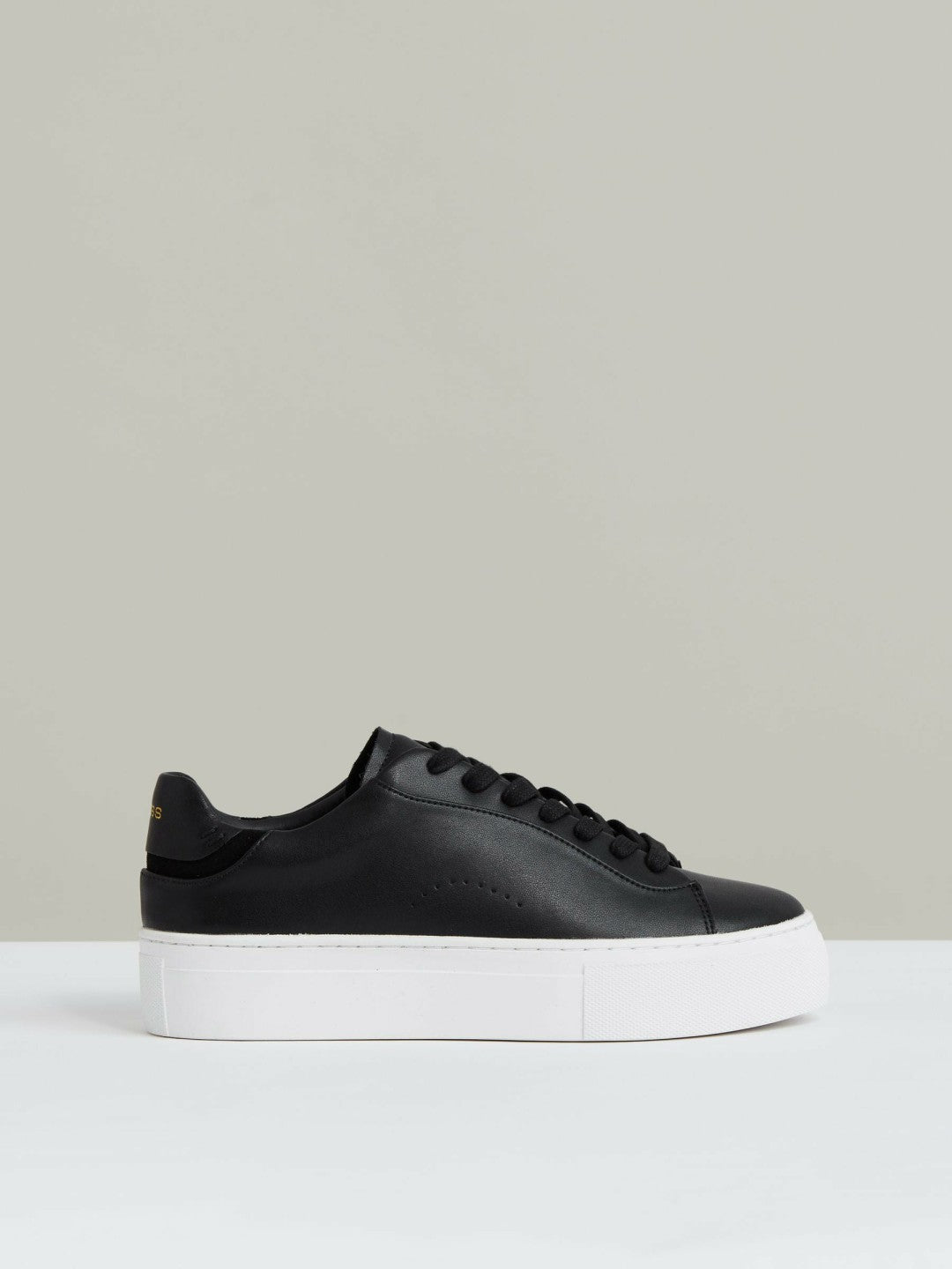 Reiss | Leather Low-Top Trainers in Black