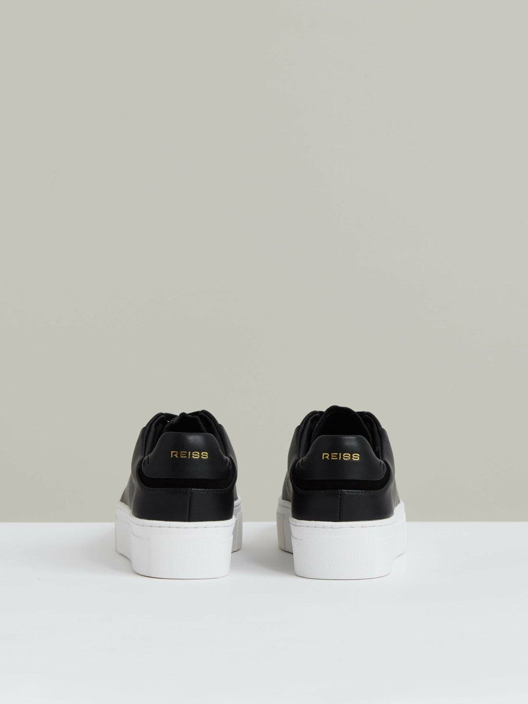 Reiss | Leather Low-Top Trainers in Black