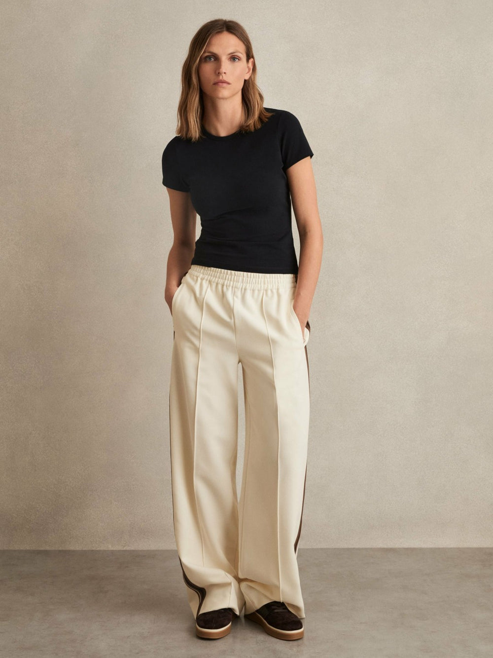 Reiss | Petite Side-Stripe Wide-Leg Trousers in Cream