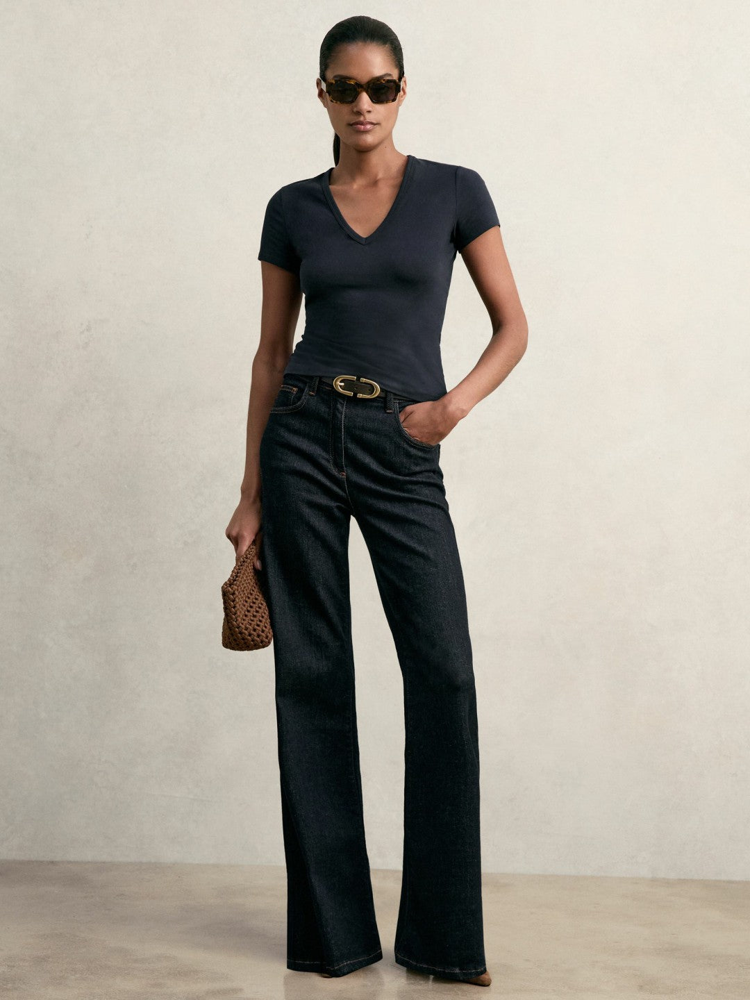 Reiss | Stretch Cotton V-Neck T-Shirt in Navy