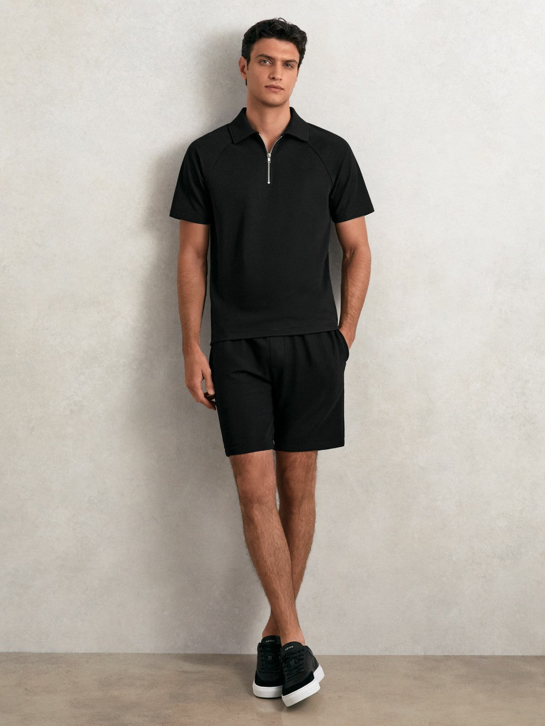 Reiss | Textured Drawstring Shorts in Black
