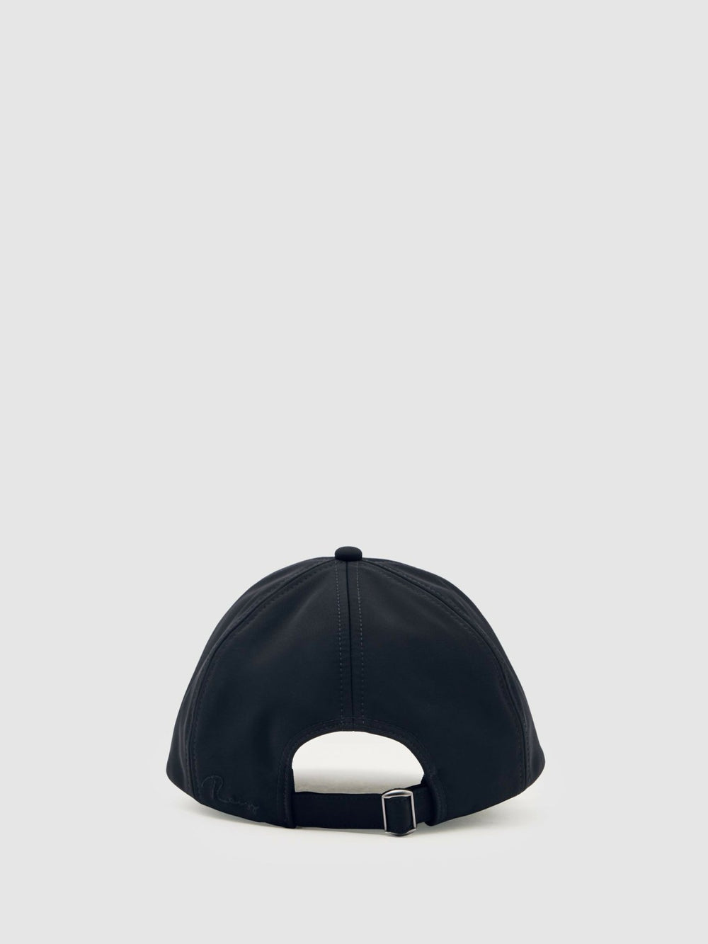 Reiss | Embroidered Logo Tech Baseball Cap in Navy