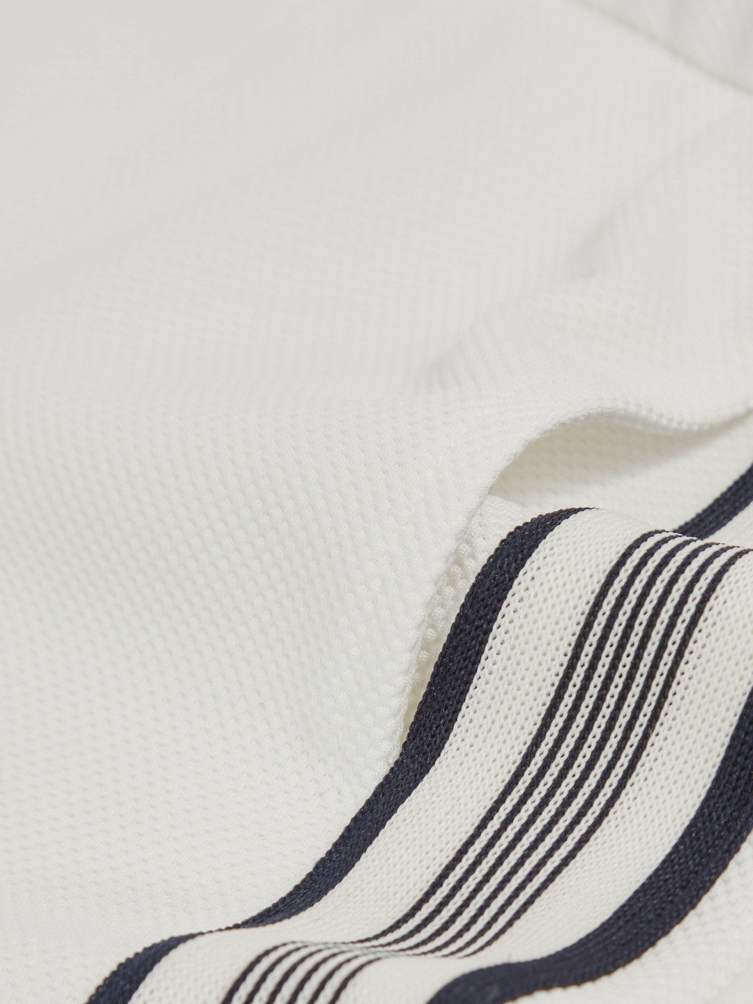 Reiss | 9-13 yrs Side Stripe Textured Shorts in White