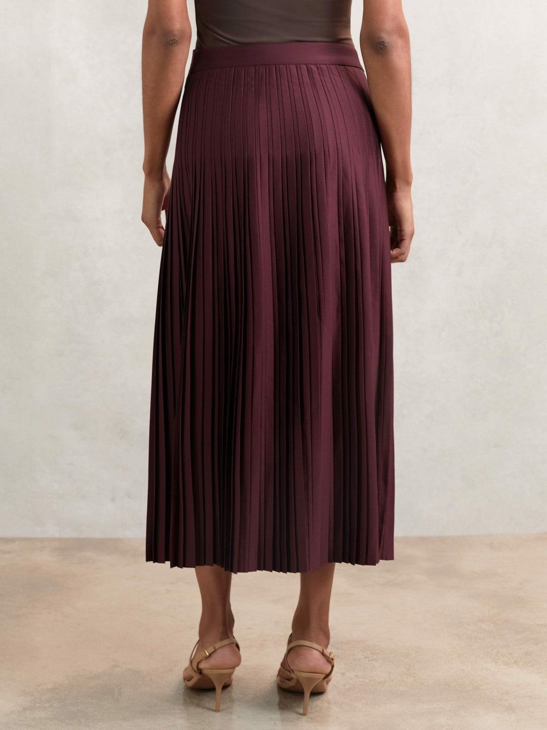 Reiss | Pleated Midi Skirt in Burgundy