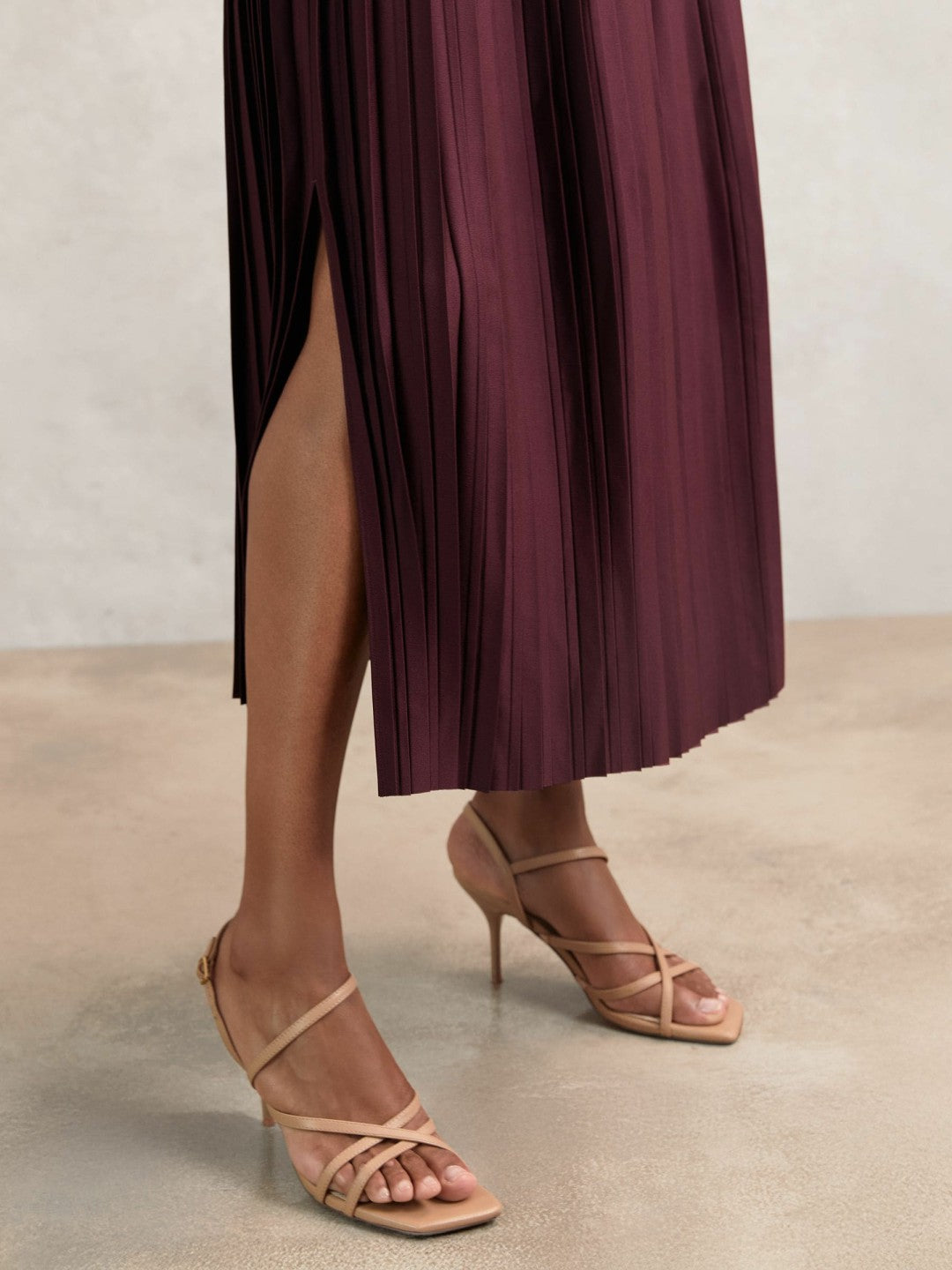 Reiss | Pleated Midi Skirt in Burgundy