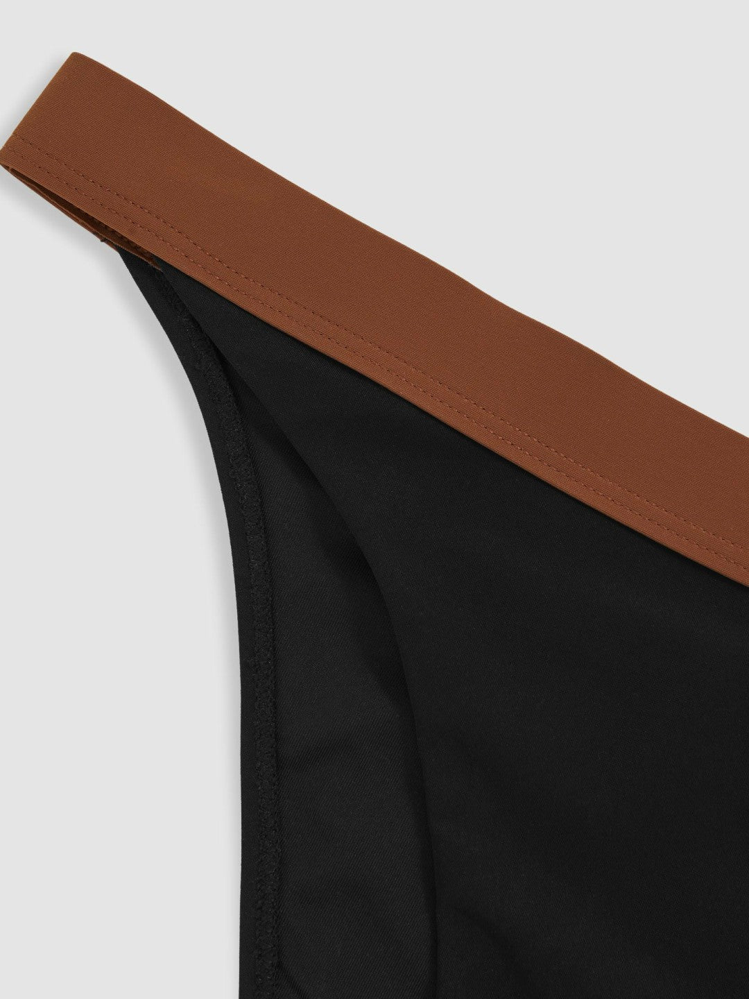 Reiss | Contrast-Trim Bikini Bottoms in Black/Tan