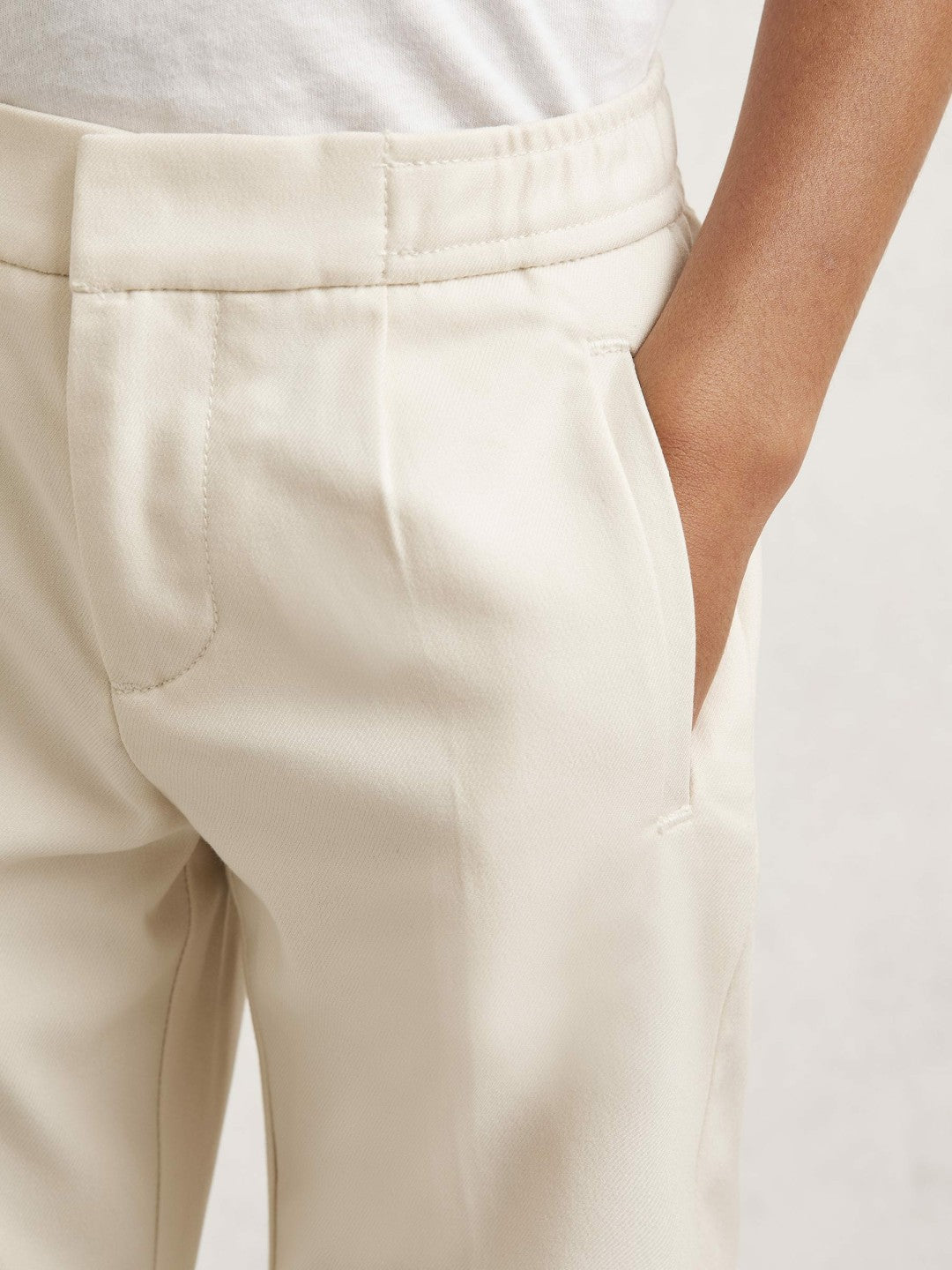 Reiss | 3-9 yrs Relaxed-Fit Pleated Tapered Trousers in Off White