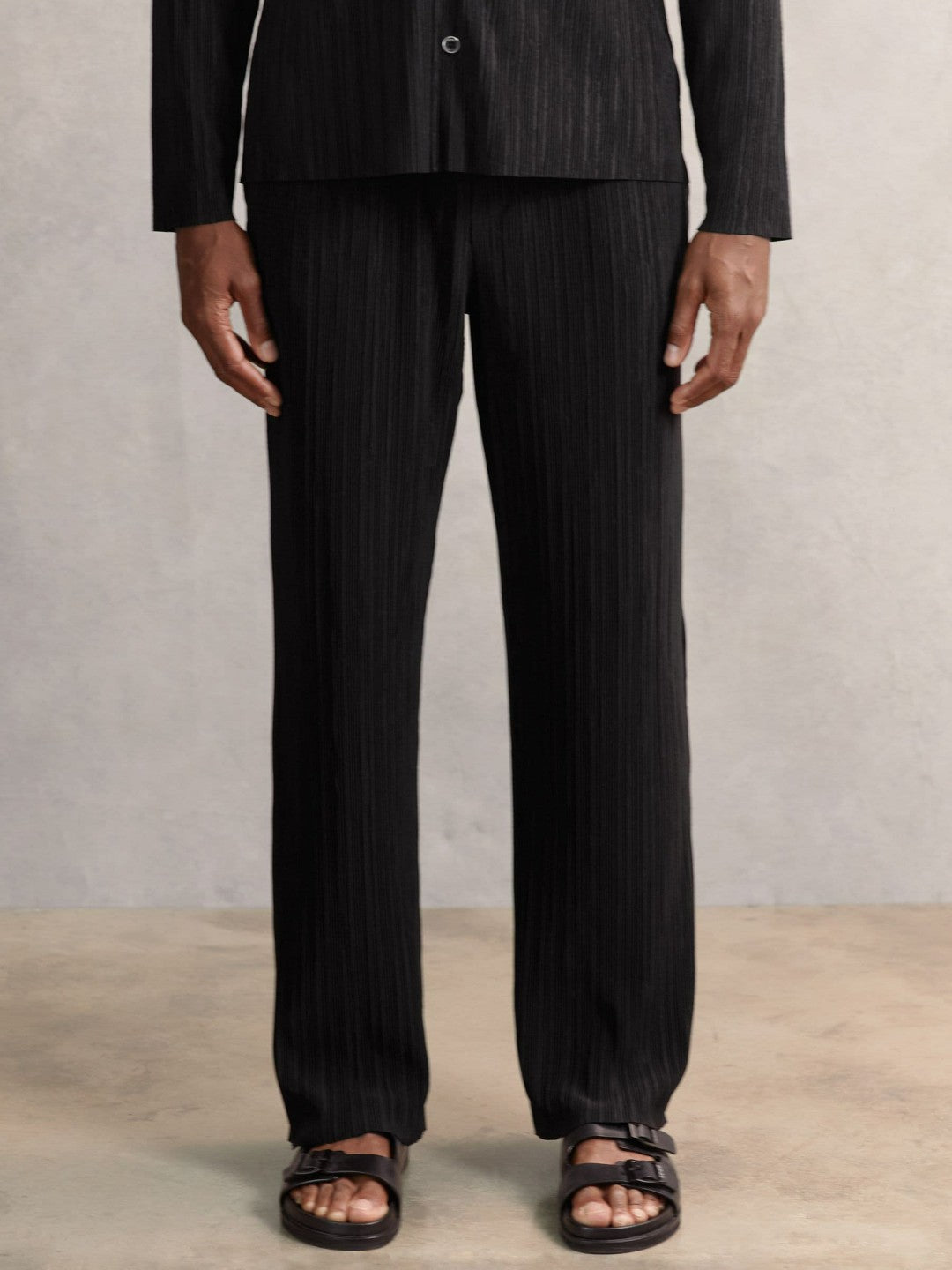 Reiss | Plissé Wide Leg Trousers in Black