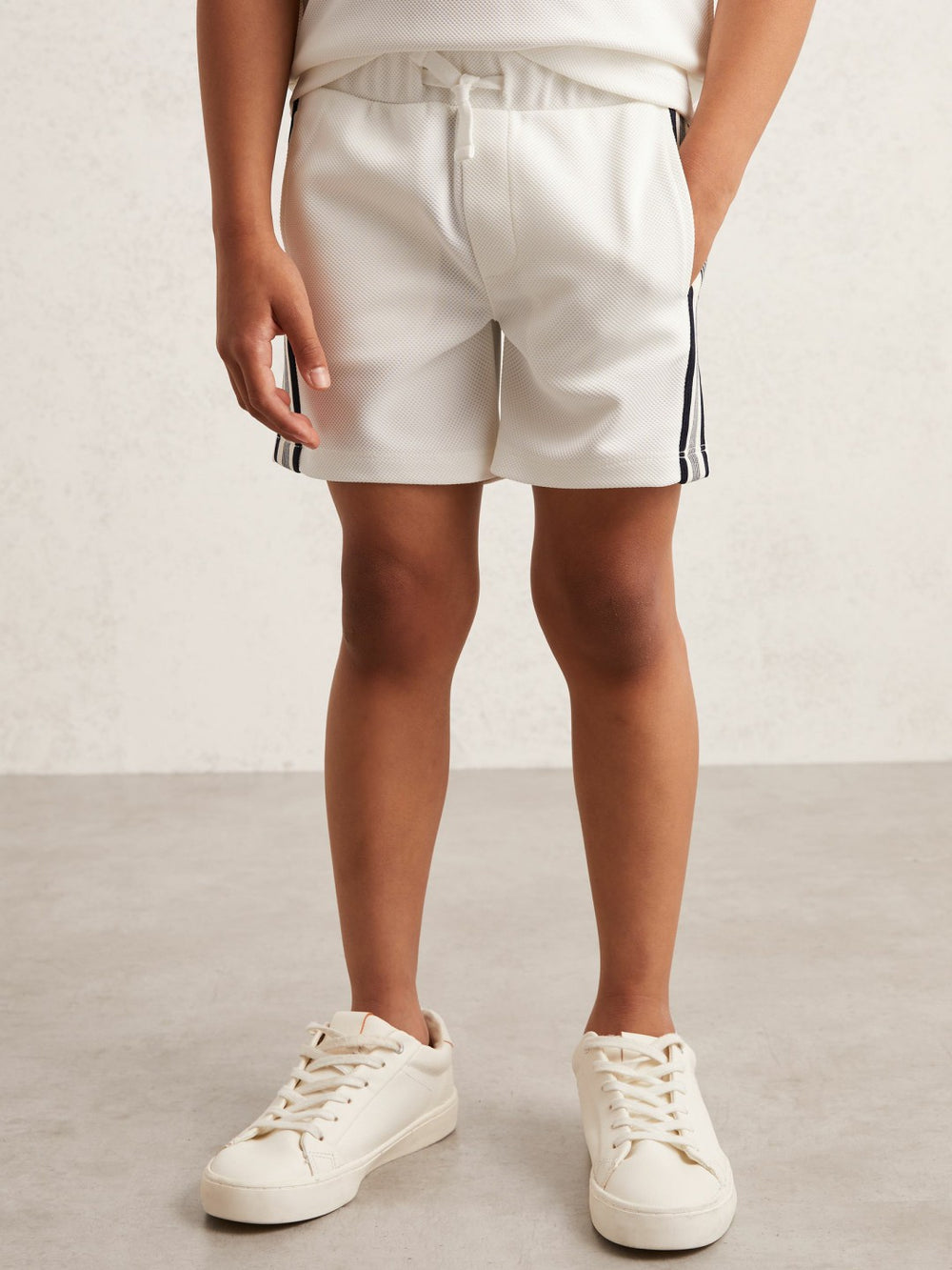 Reiss | 13-14 yrs Side Stripe Textured Shorts in White