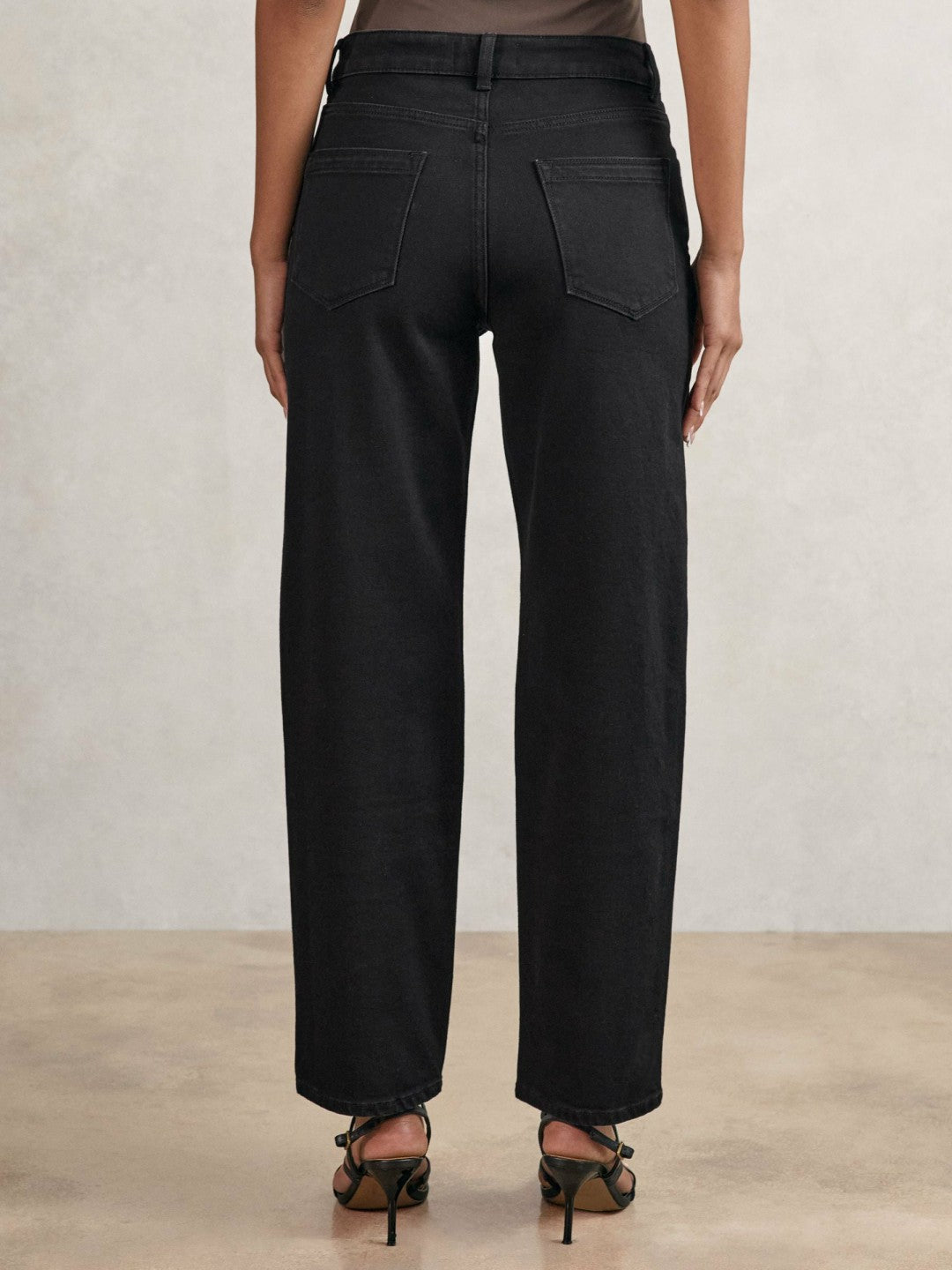 Reiss | Petite Mid Rise Straight Leg Jeans in Black