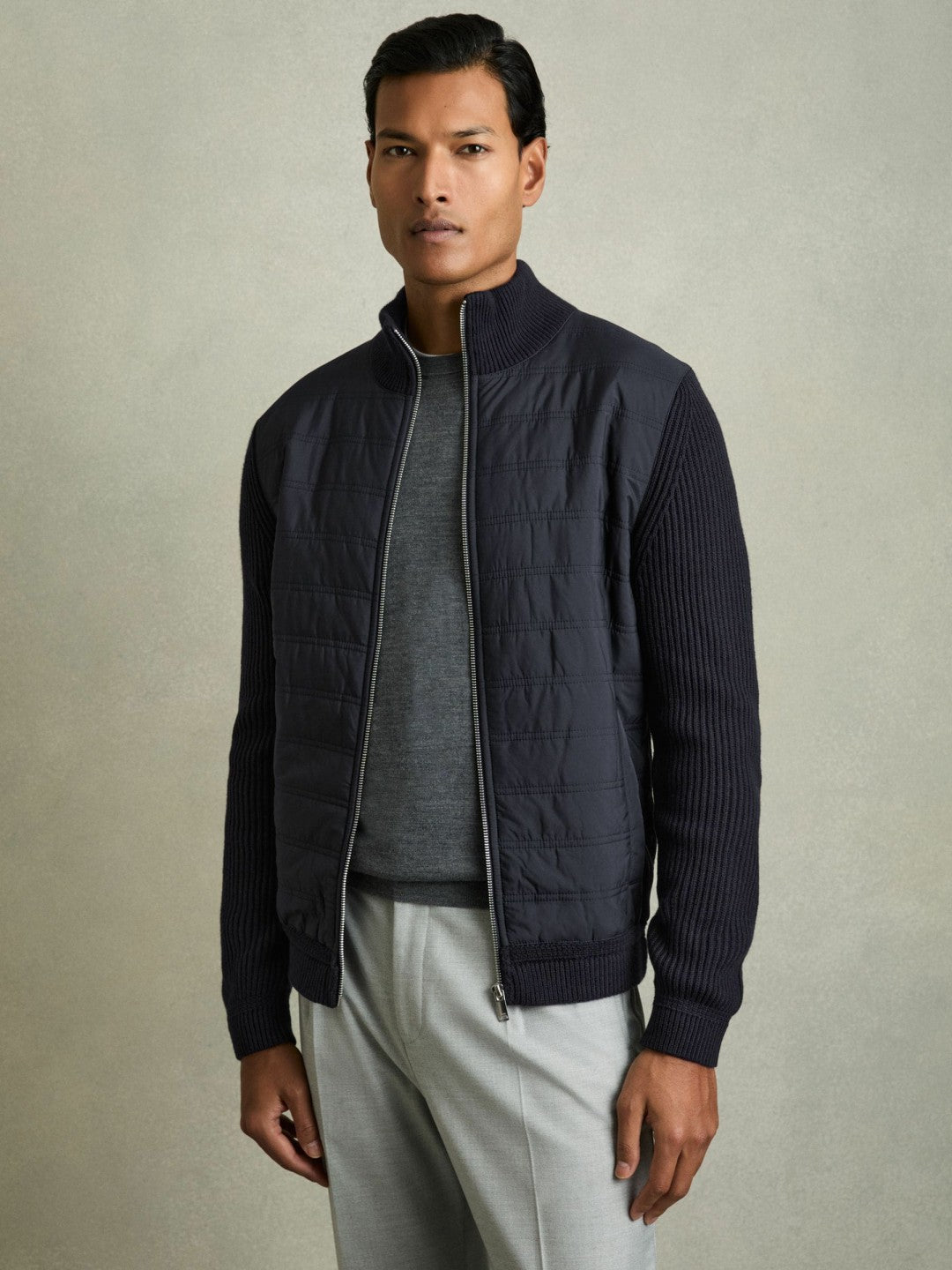 Reiss | Hybrid Quilt and Knit Zip-Through Jacket in Navy