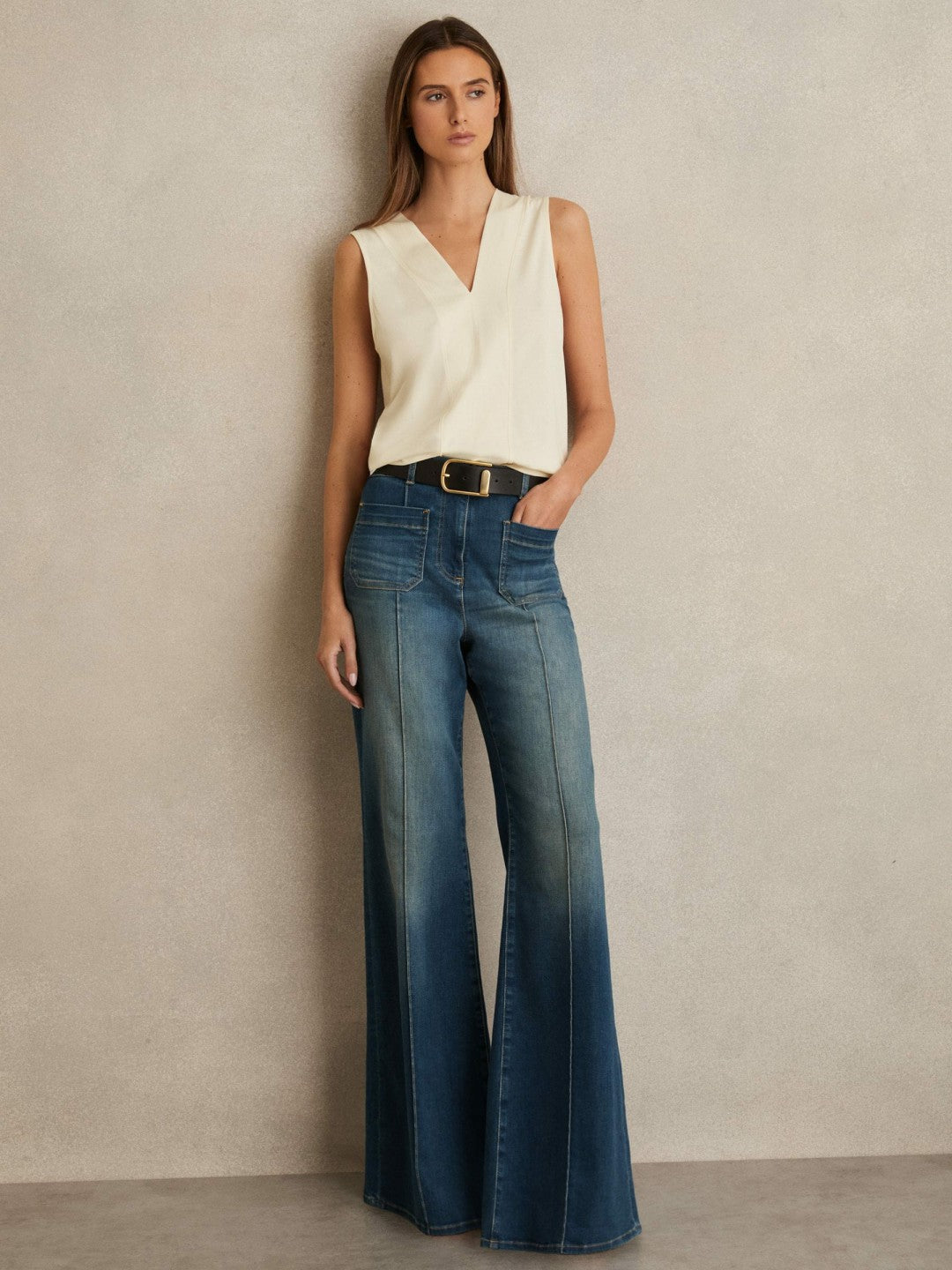 Reiss | V-Neck Shell Top in Ivory