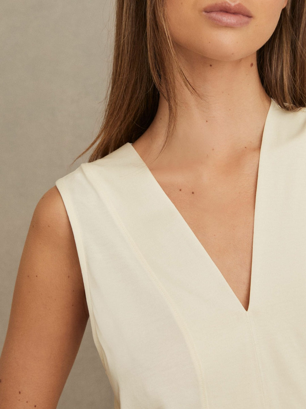 Reiss | V-Neck Shell Top in Ivory