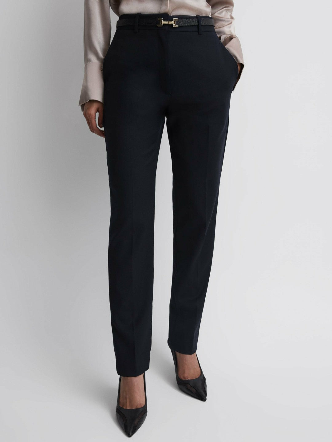Reiss | Petite Wool Blend Tapered Suit Trousers in Navy