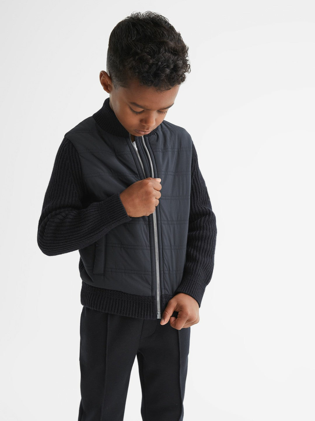 Reiss | Junior Hybrid Zip Through Quilted Jacket in Navy