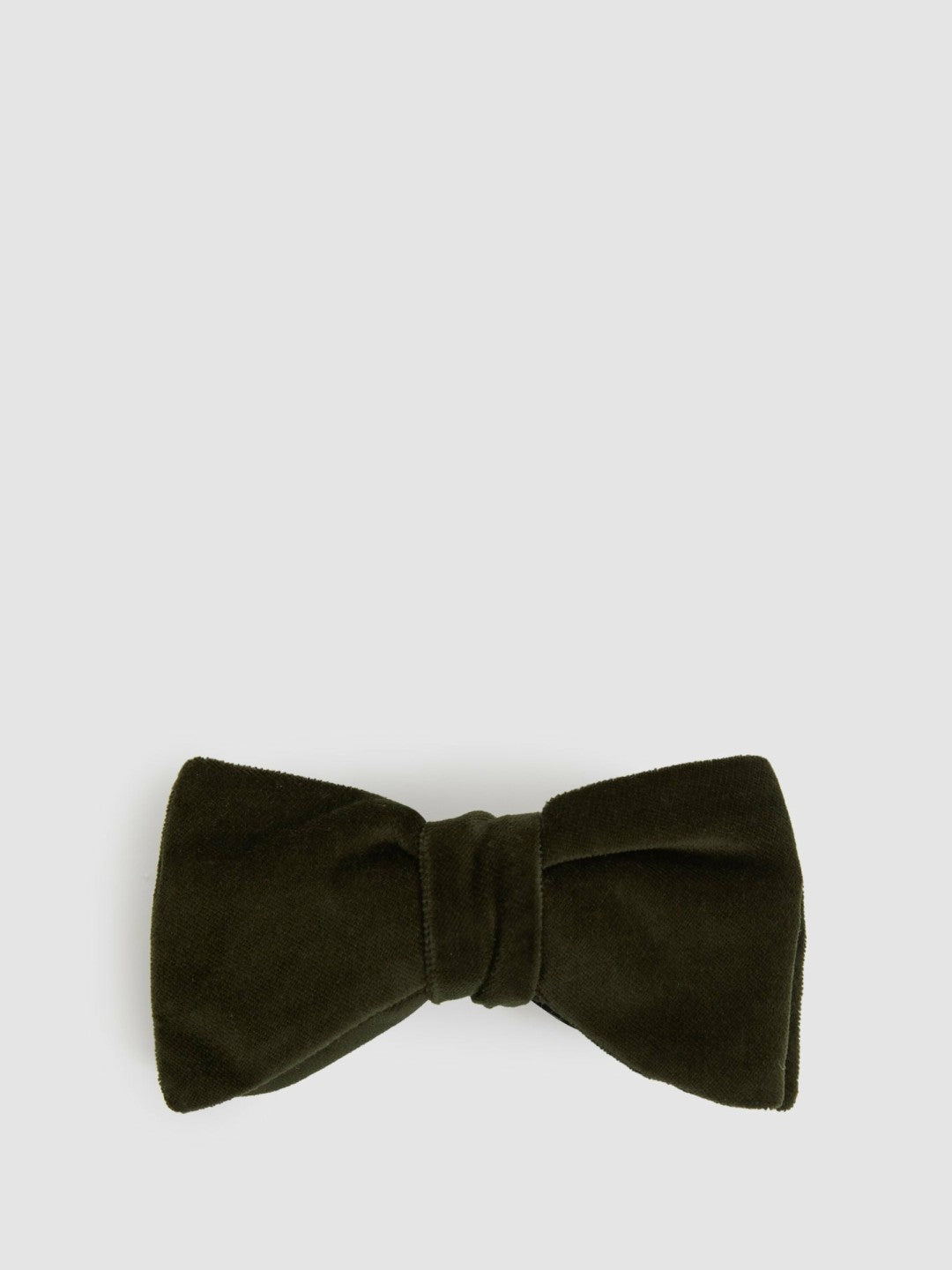 Reiss | Velvet Bow Tie in Emerald