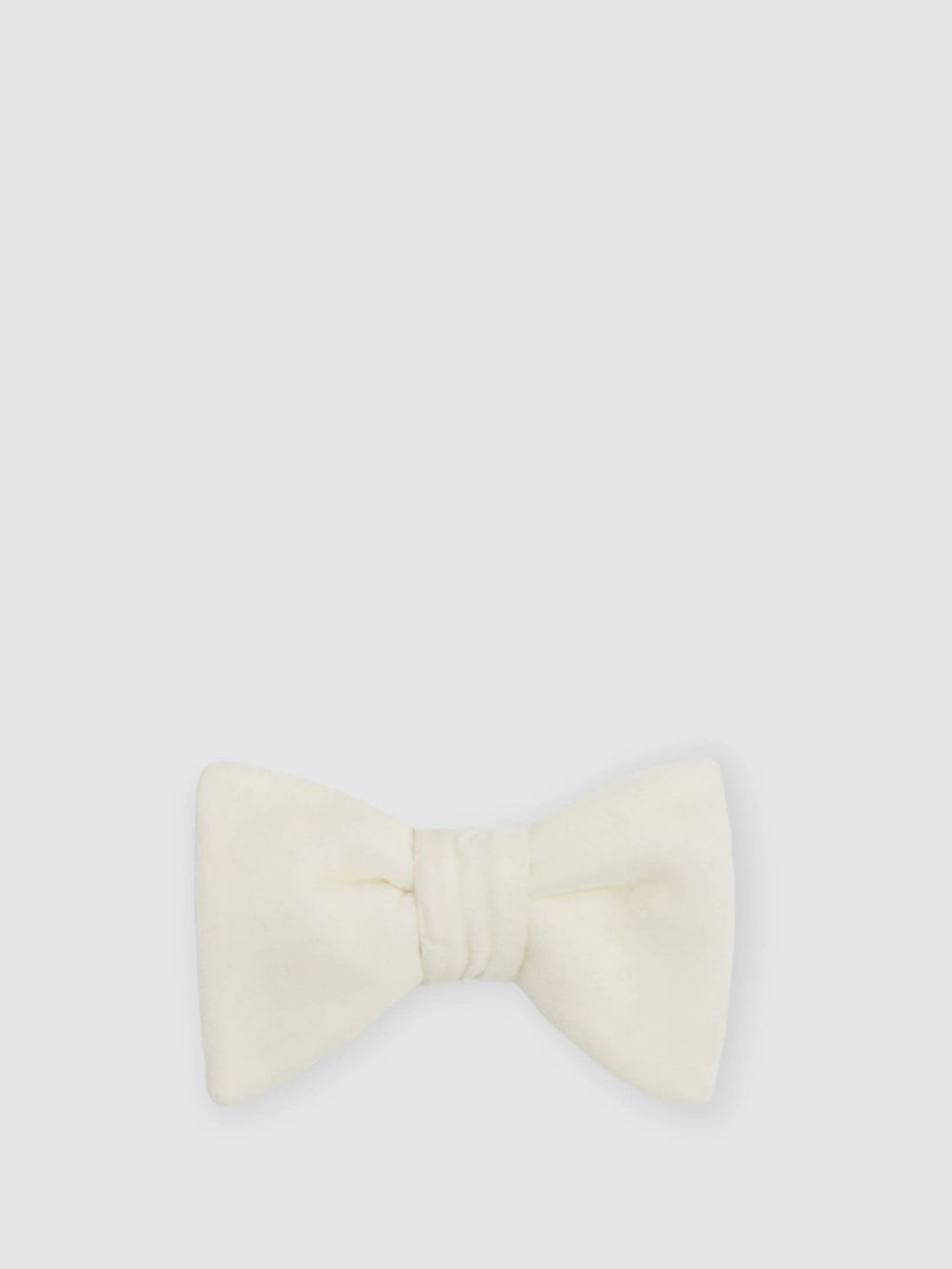 Reiss | Velvet Bow Tie in Ivory