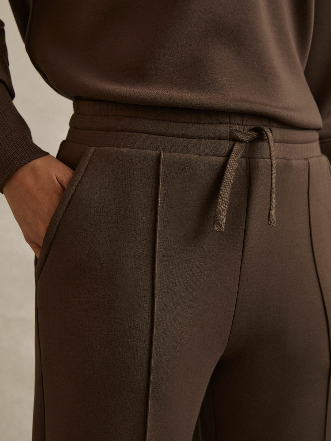 Reiss | Interlock Wide-Leg Joggers in Chocolate