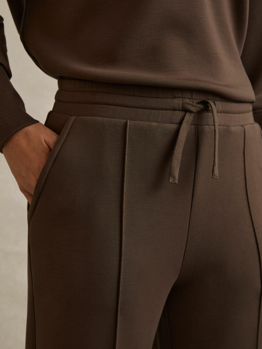 Reiss | Interlock Wide-Leg Joggers in Chocolate