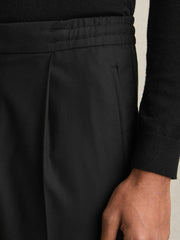 Reiss | Relaxed-Fit Pleated Tapered Trousers in Black