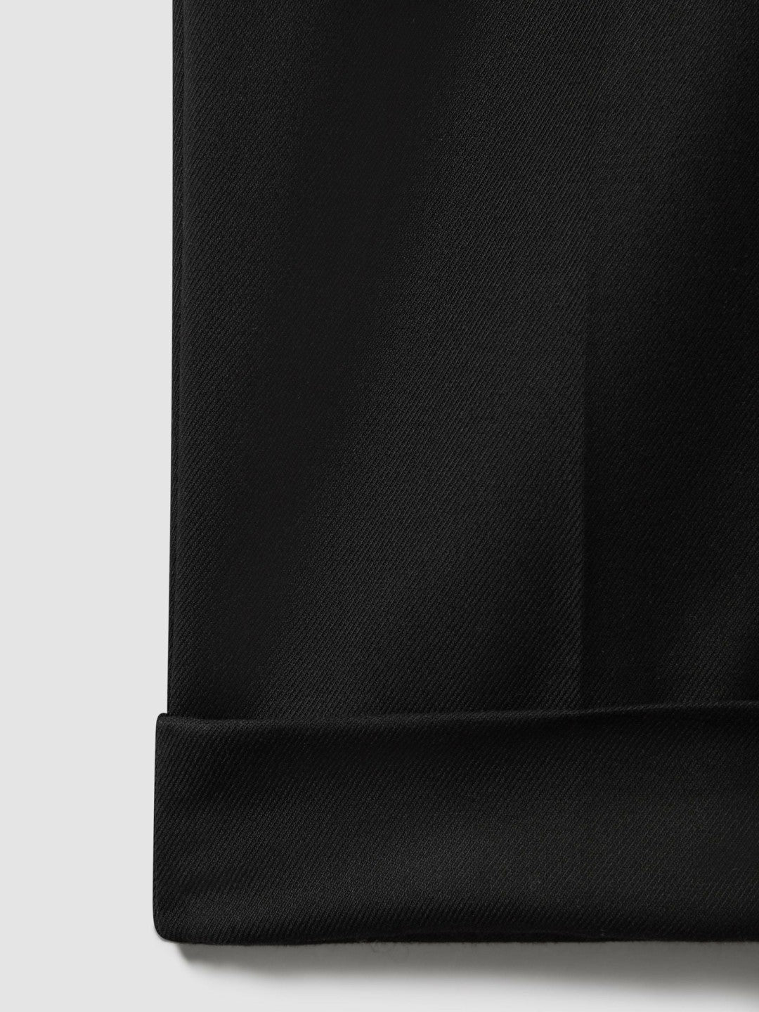Reiss | Relaxed-Fit Pleated Tapered Trousers in Black