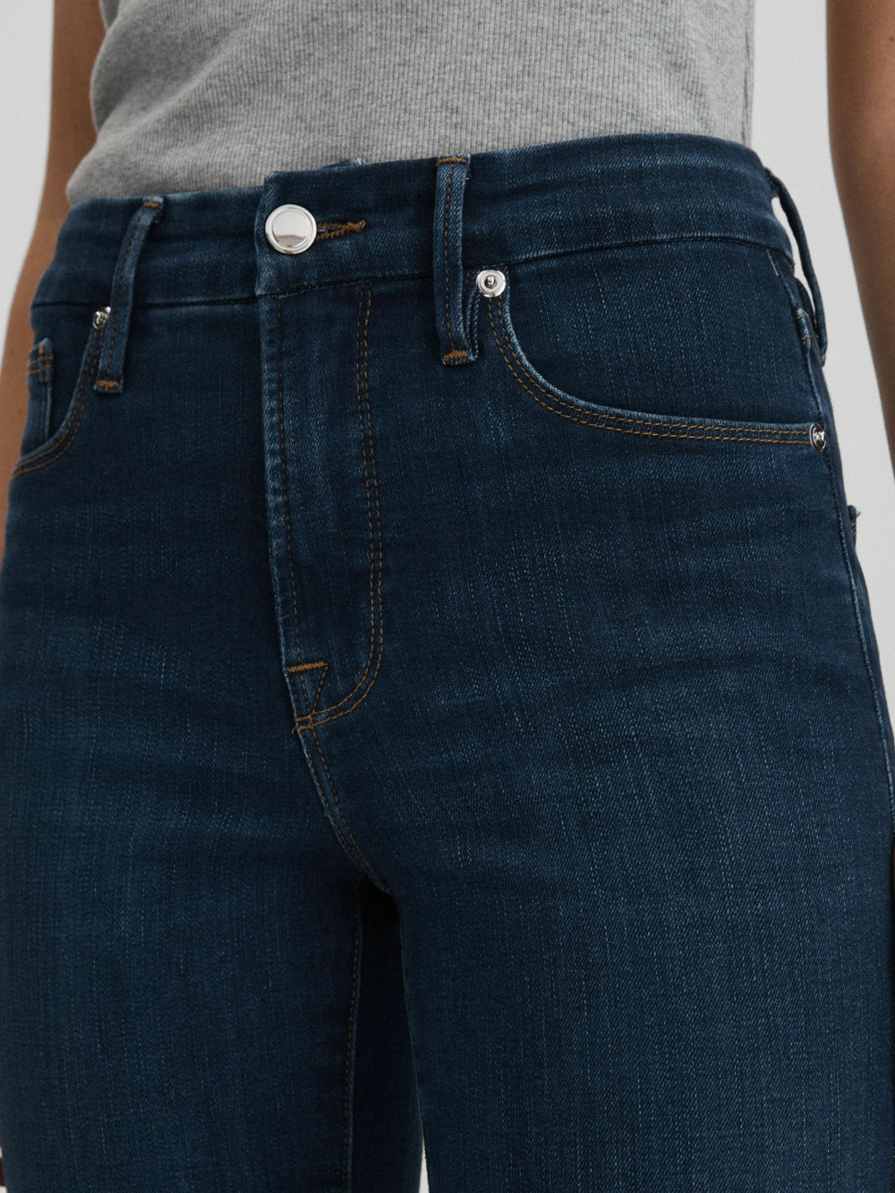 Reiss | Good American Slim Fit Cropped Jeans in Blue