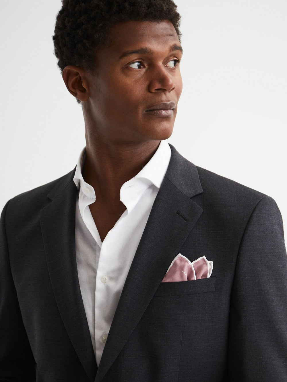 Reiss | Plain Silk Pocket Square in Pink
