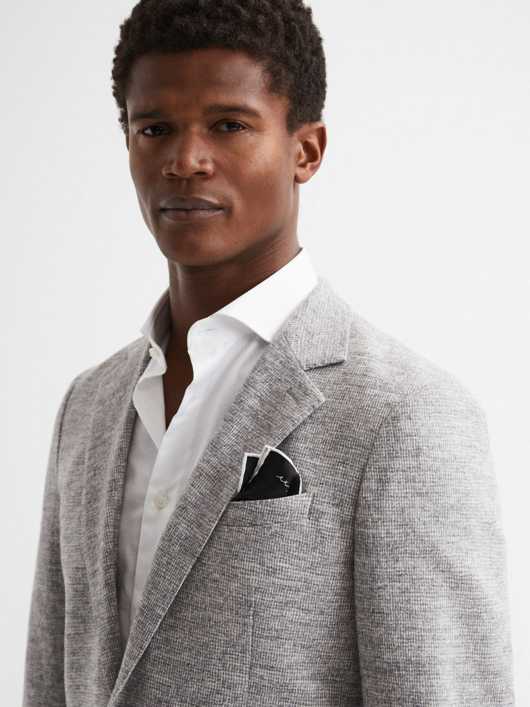 Reiss | Plain Silk Pocket Square in Black